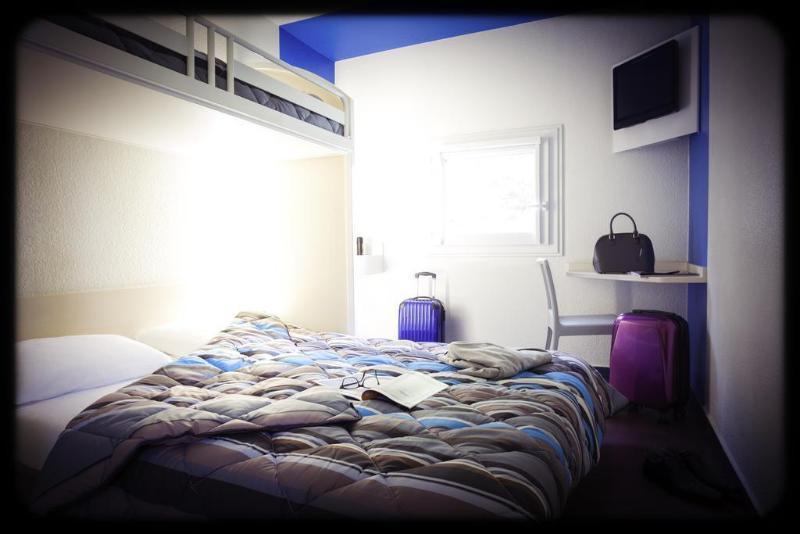 Hotelf1 Lyon Sud Oullins Renove Exterior photo