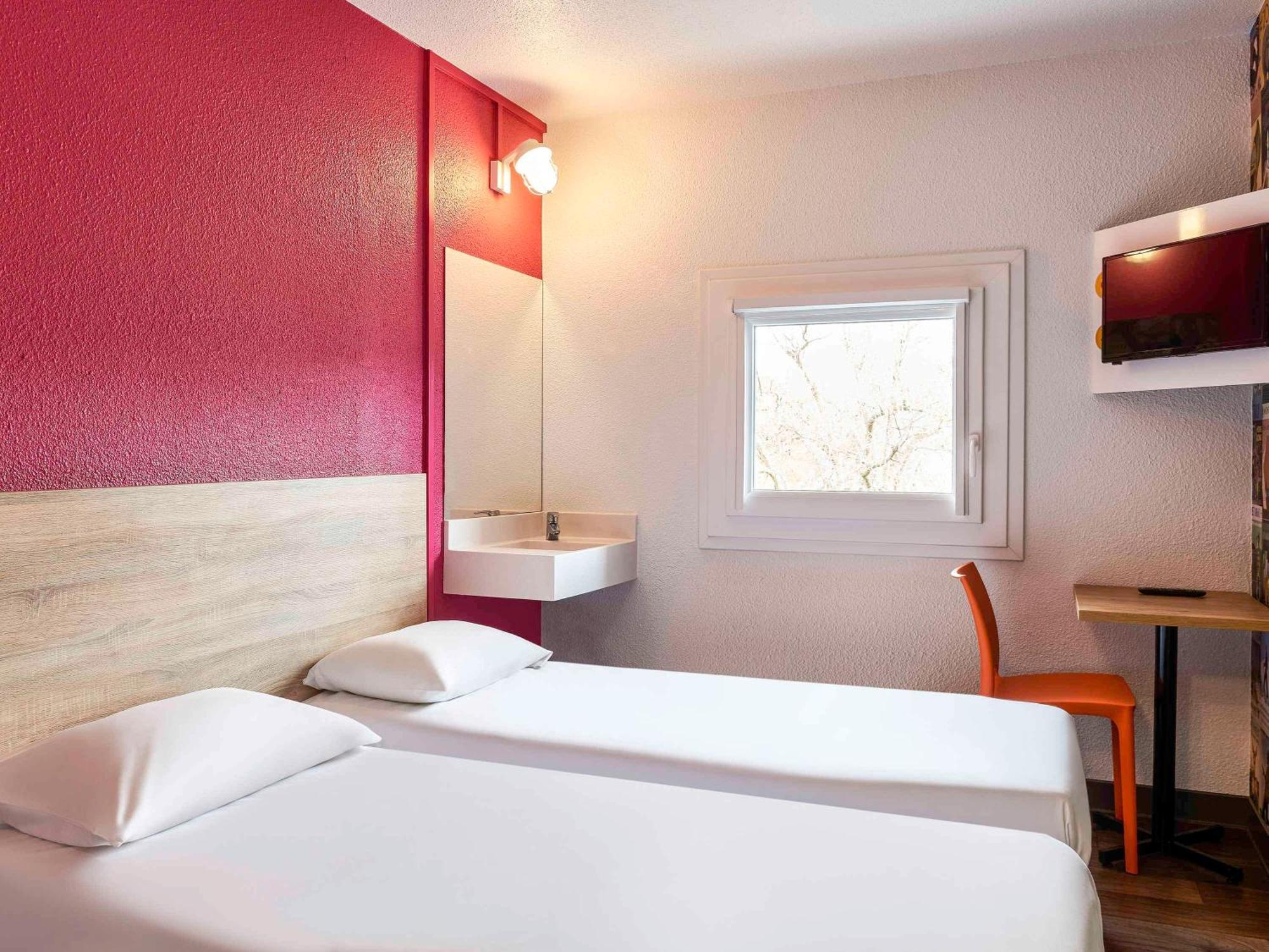 Hotelf1 Lyon Sud Oullins Renove Exterior photo